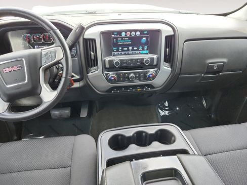 Used 2017 GMC Sierra 2500 SLE w/ HD SLE Preferred Plus Package AWD/4WD image 11