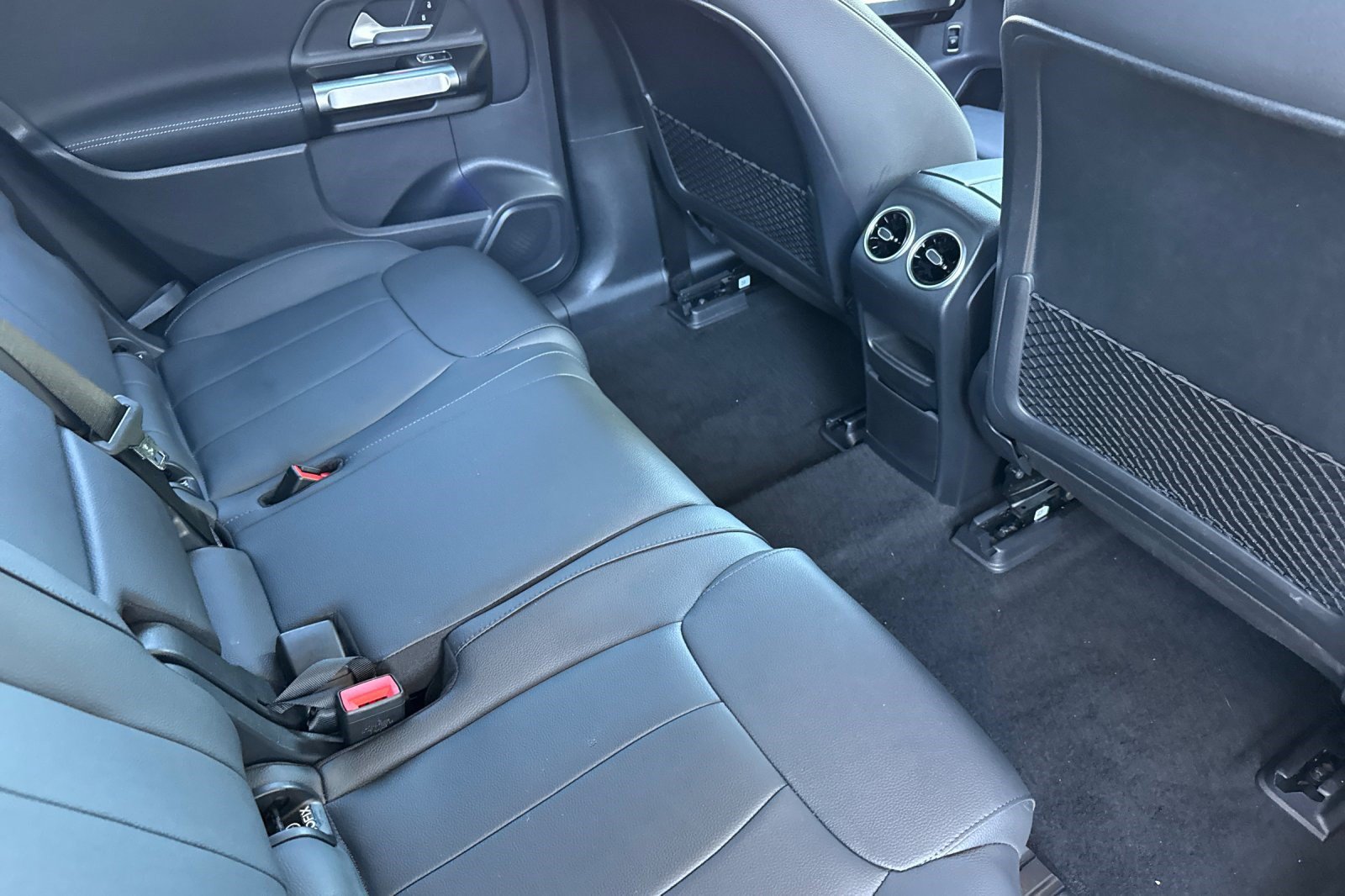 Certified 2023 Mercedes-Benz EQB 300 4MATIC image 33