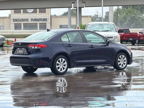 Used 2024 Toyota Corolla LE FWD image 6