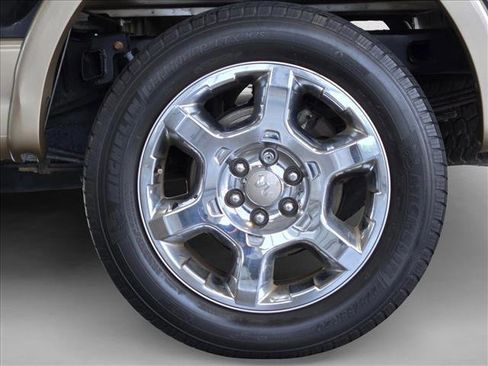 Used 2013 Ford F150 King Ranch w/ King Ranch Luxury Pkg RWD image 9