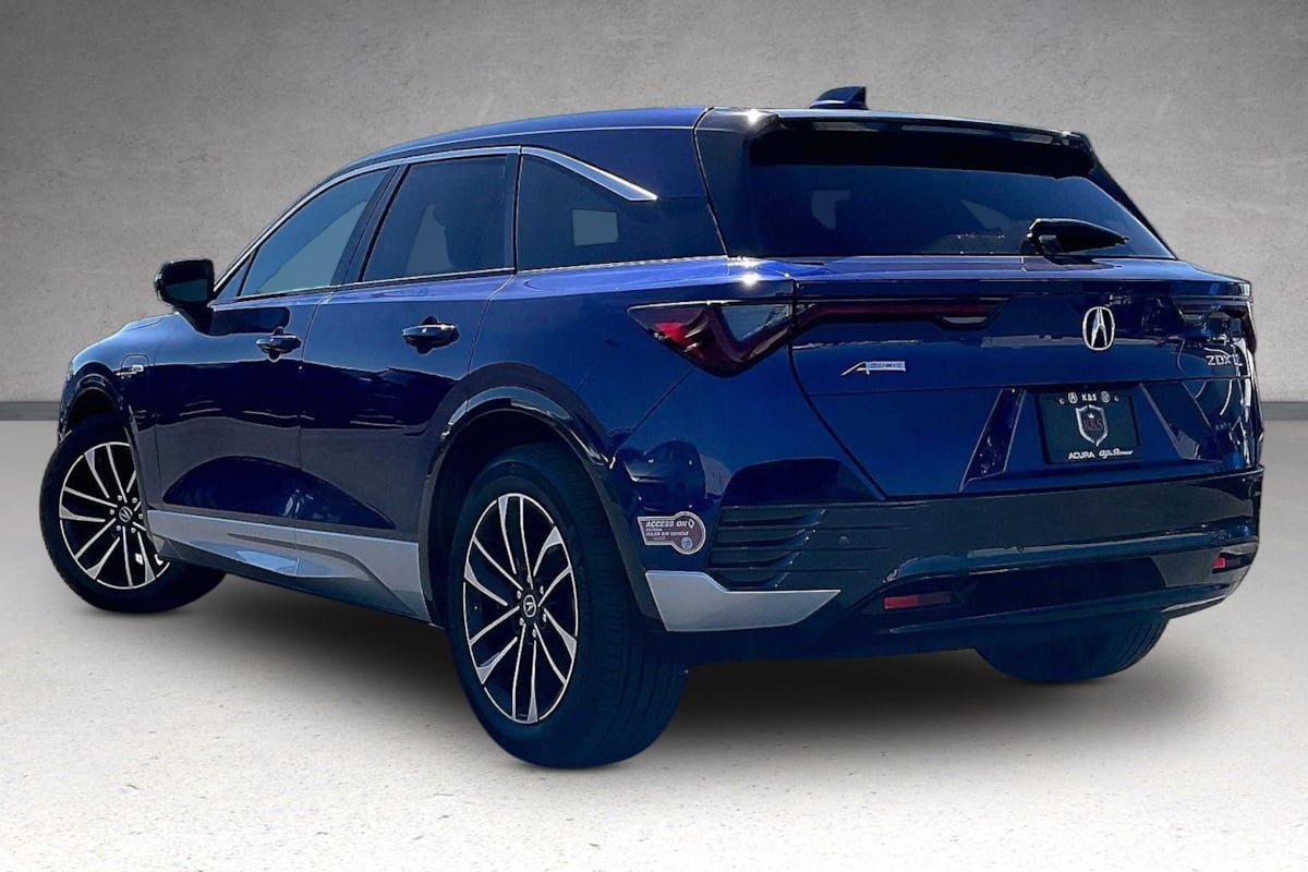 Used 2024 Acura ZDX A-Spec RWD image 3
