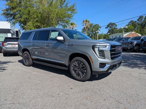New 2026 GMC Yukon XL Elevation w/ Elevation Premium Package RWD image 2