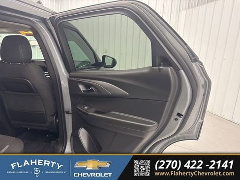 Used 2024 Chevrolet TrailBlazer LT FWD image 15