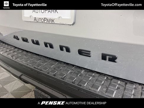 New 2026 Toyota 4Runner SR5 image 18