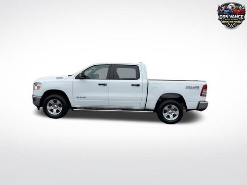 Used 2024 RAM 1500 Big Horn AWD/4WD image 2
