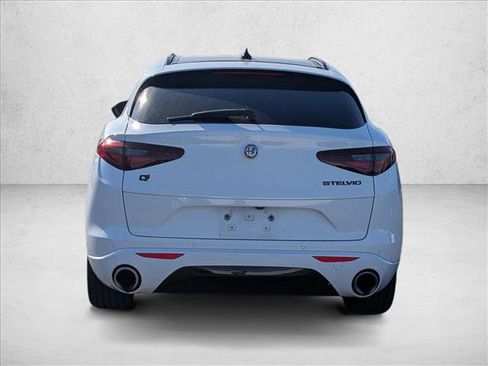 Used 2021 Alfa Romeo Stelvio Ti w/ Nero Edizione image 6