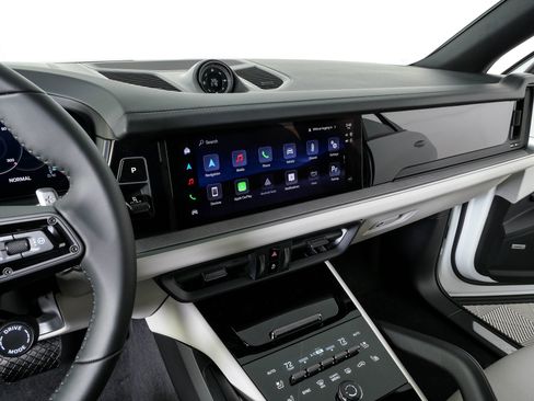 New 2026 Porsche Cayenne AWD/4WD image 13