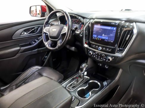 Used 2021 Chevrolet Traverse Premier AWD/4WD image 37