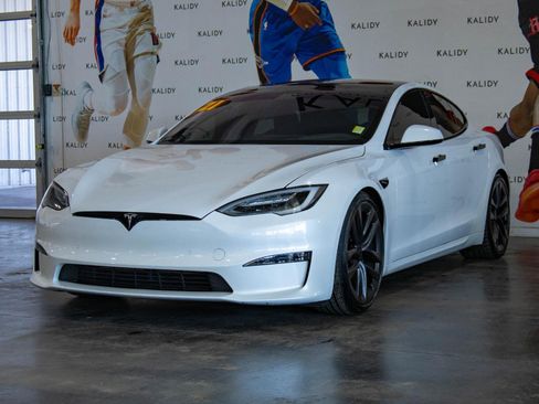 Used 2021 Tesla Model S Plaid image 20