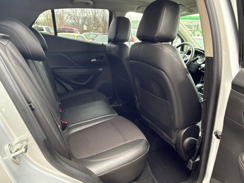 Used 2018 Buick Encore Sport Touring image 20