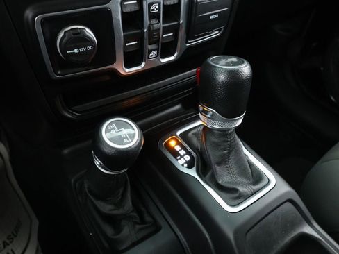 Used 2020 Jeep Wrangler Unlimited Sport S image 14