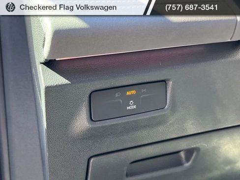 New 2026 Volkswagen Tiguan SE R-Line image 16