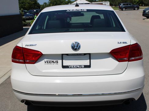 Used 2013 Volkswagen Passat 3.6 SEL Premium image 5