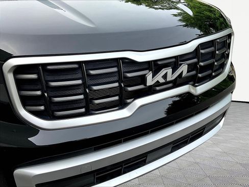 Certified 2024 Kia Telluride S w/ S Sunroof Package FWD image 34