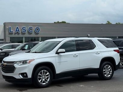 Used 2021 Chevrolet Traverse LT
