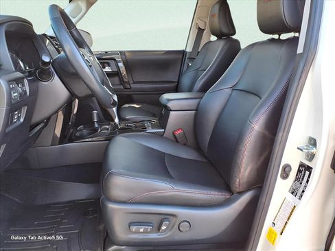 Used 2023 Toyota 4Runner TRD Off-Road Premium image 8