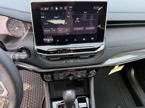 New 2026 Jeep Compass Latitude w/ Quick Order Package 29K image 32