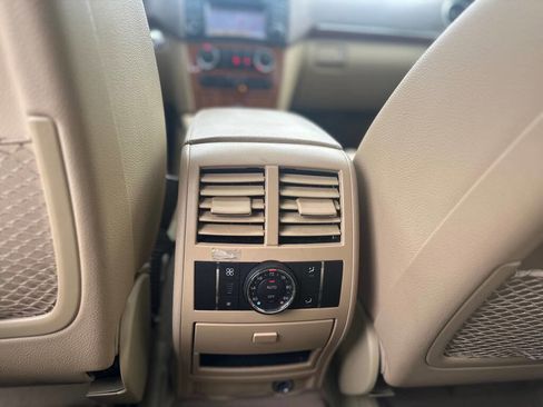 Used 2009 Mercedes-Benz GL 450 4MATIC image 24