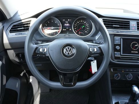 Used 2019 Volkswagen Tiguan S FWD image 6