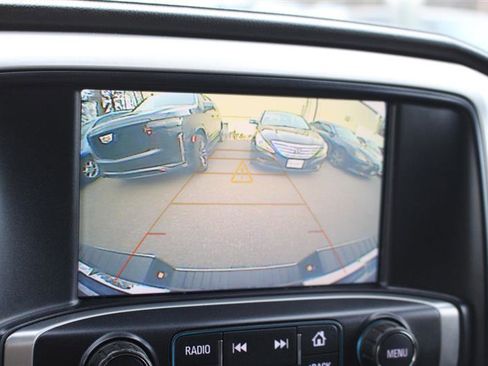 Used 2018 GMC Sierra 1500 SLT image 18