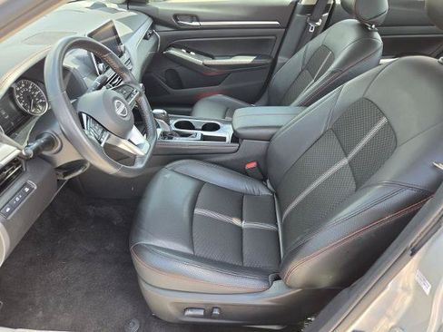 Certified 2024 Nissan Altima 2.5 SR FWD image 14