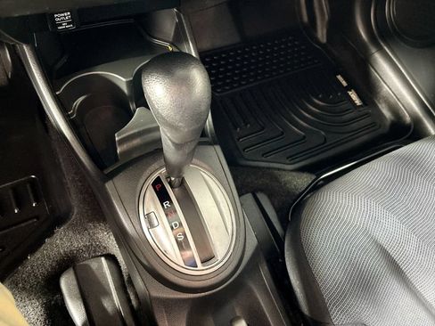 Used 2009 Honda Fit Sport image 17