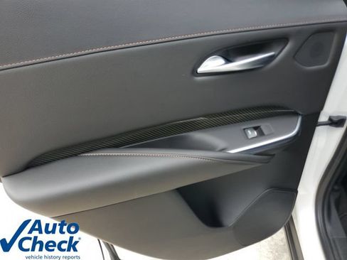 Used 2022 Cadillac XT4 Sport FWD image 14
