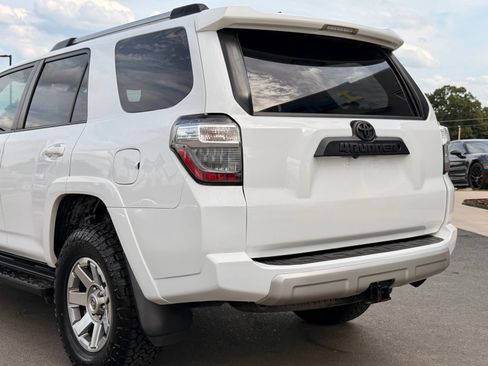 Used 2016 Toyota 4Runner Trail AWD/4WD image 5