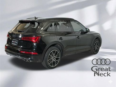 Used 2023 Audi SQ5 Premium Plus w/ Premium Plus Package image 9