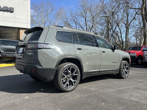 New 2026 Jeep Cherokee Overland AWD/4WD image 14