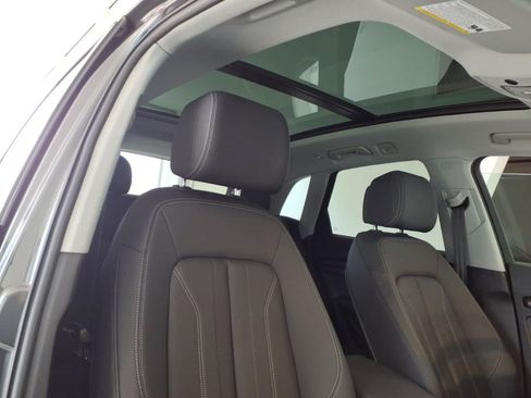 Used 2023 Audi Q5 2.0T Premium w/ Convenience Package AWD/4WD image 23