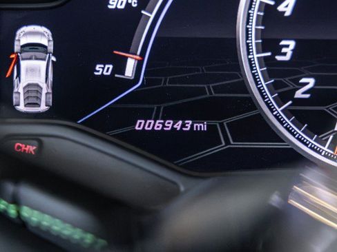 Used 2022 Lamborghini Huracan EVO RWD image 50