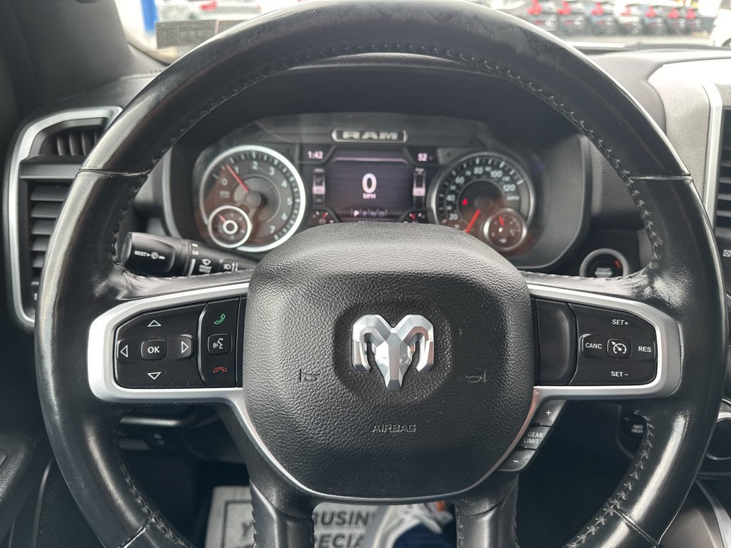 Used 2022 RAM 1500 Big Horn AWD/4WD image 30