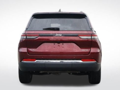 Used 2024 Jeep Grand Cherokee Limited image 28