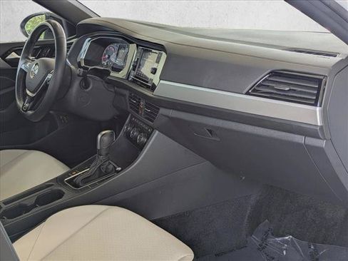 Used 2021 Volkswagen Jetta R-Line w/ R-Line Cold Weather Package FWD image 20