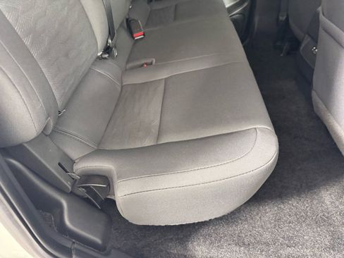 Used 2023 Nissan Frontier S w/ Tow Package image 27