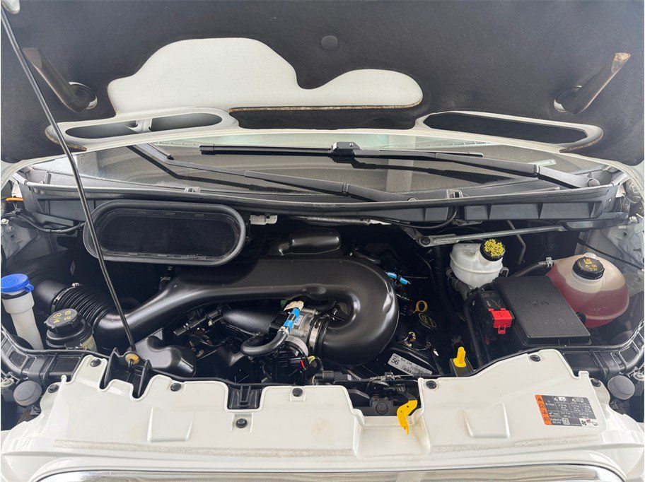 Used 2018 Ford Transit 350 XLT RWD image 8