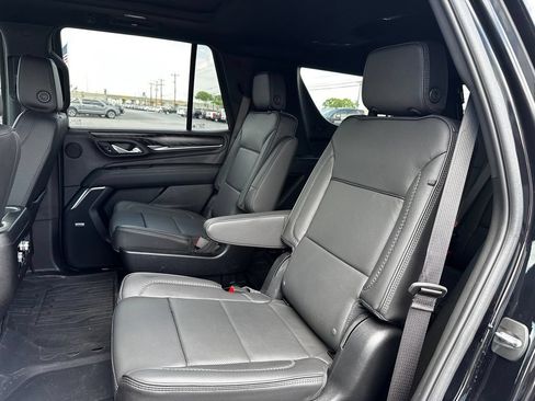 Certified 2024 GMC Yukon Denali w/ LPO, Illumination Package AWD/4WD image 26