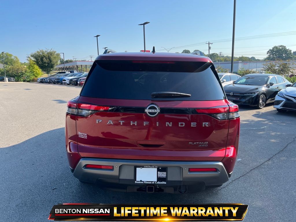 Used 2026 Nissan Pathfinder Platinum AWD/4WD image 9