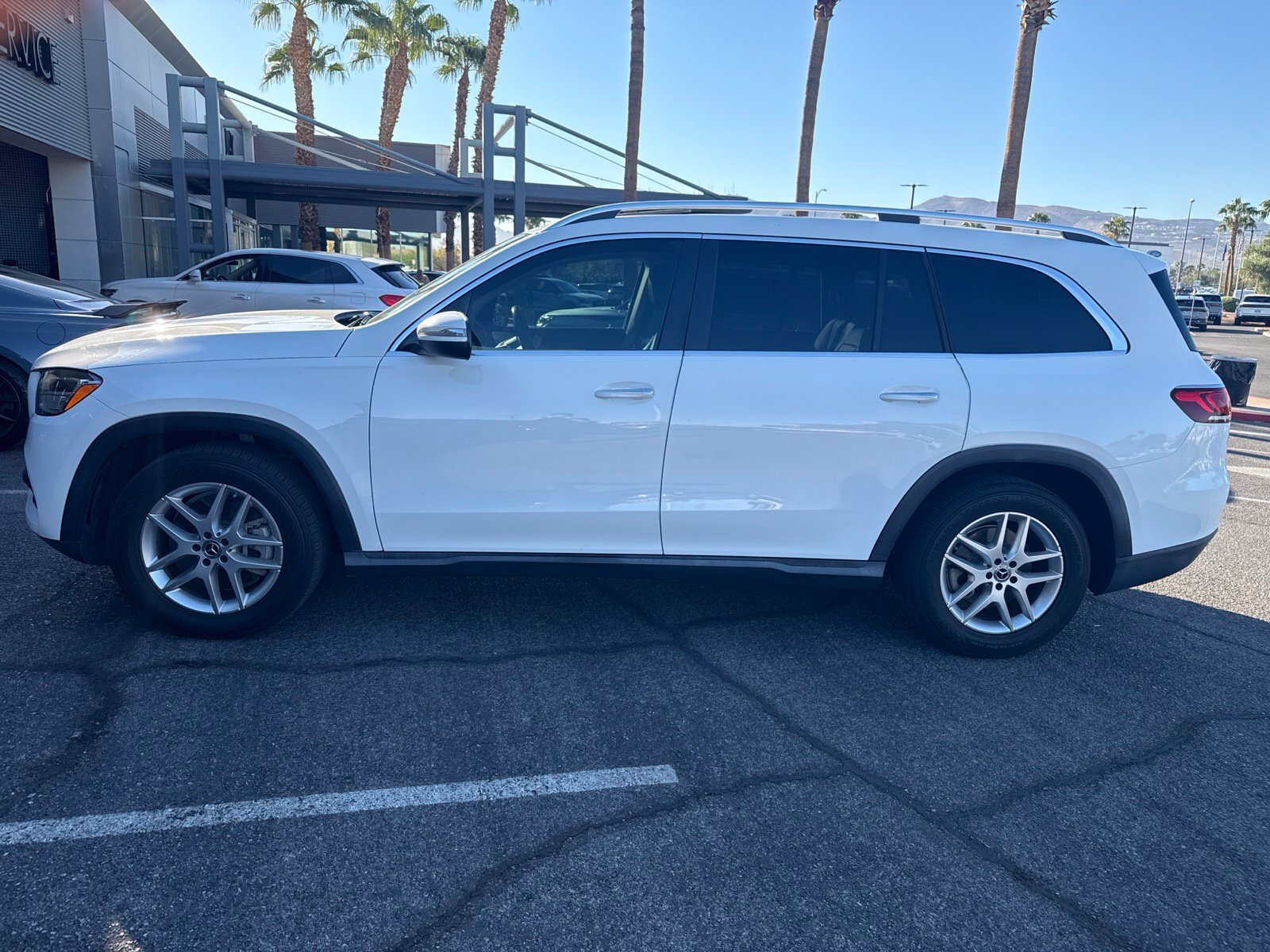Used 2020 Mercedes-Benz GLS 450 4MATIC image 8
