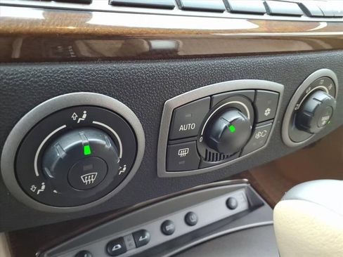 Used 2003 BMW Z4 3.0i image 23