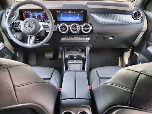 Used 2025 Mercedes-Benz GLA 250 GLA 250 image 16