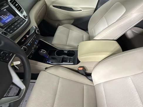 Used 2017 Hyundai Tucson SE image 24