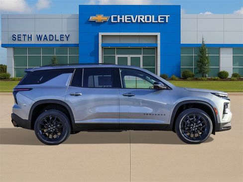 New 2026 Chevrolet Traverse LT w/ Midnight/Sport Edition image 8