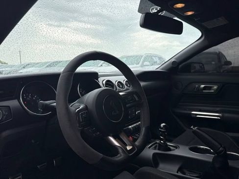 Used 2017 Ford Mustang Shelby GT350 w/ Electronics Package RWD image 12
