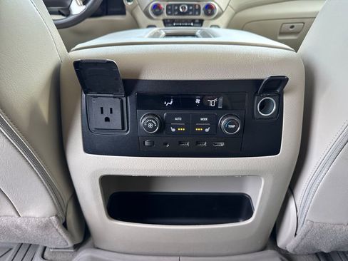 Certified 2020 GMC Yukon Denali w/ Open Road Package image 37