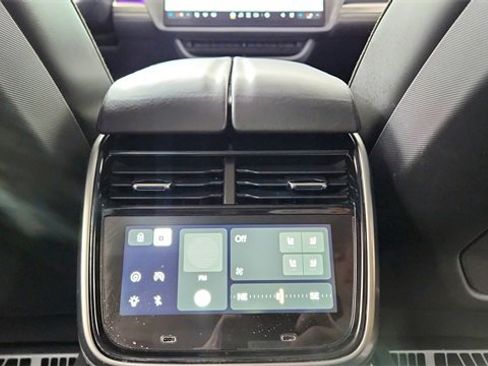 Used 2025 Rivian R1S Adventure image 55