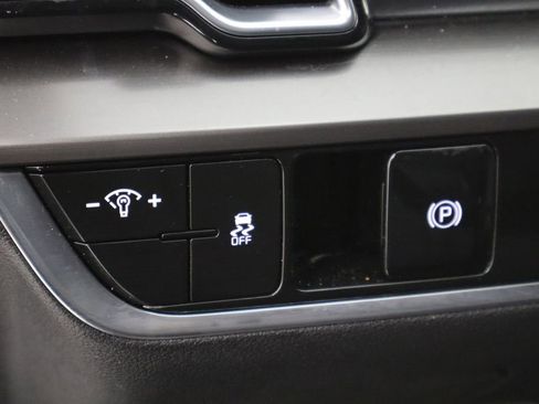 Used 2025 Kia Sportage EX FWD image 23