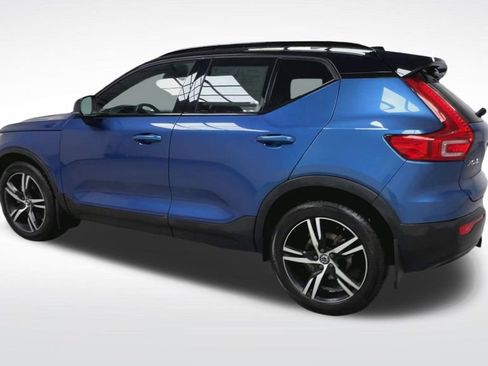 Used 2021 Volvo XC40 T5 R-Design w/ Protection Package Premier image 6