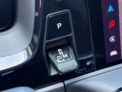 Used 2024 Porsche Panamera RWD image 33